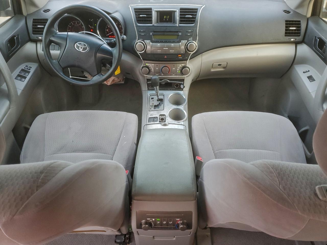 Toyota Highlander Base