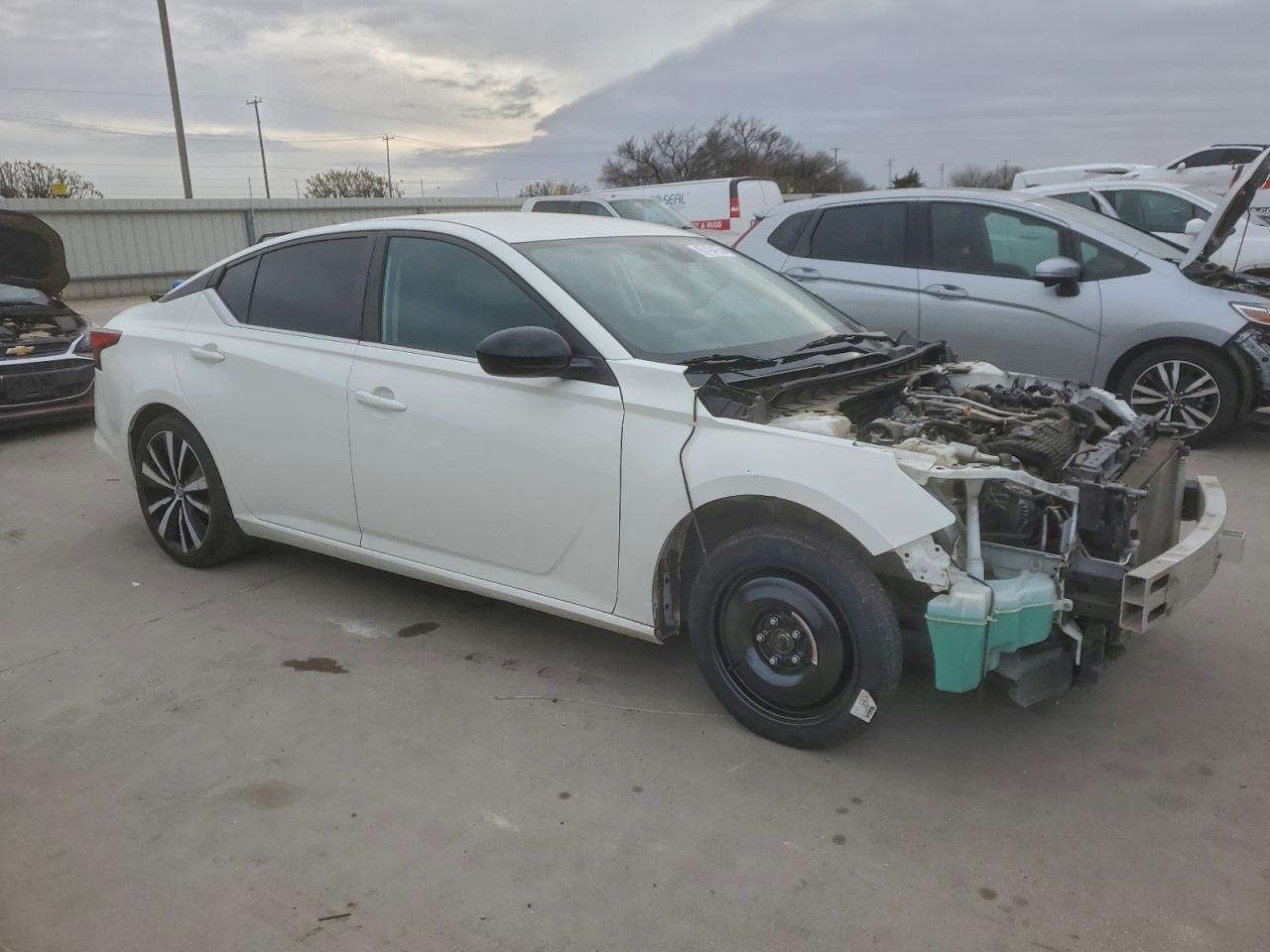 Nissan Altima Sr