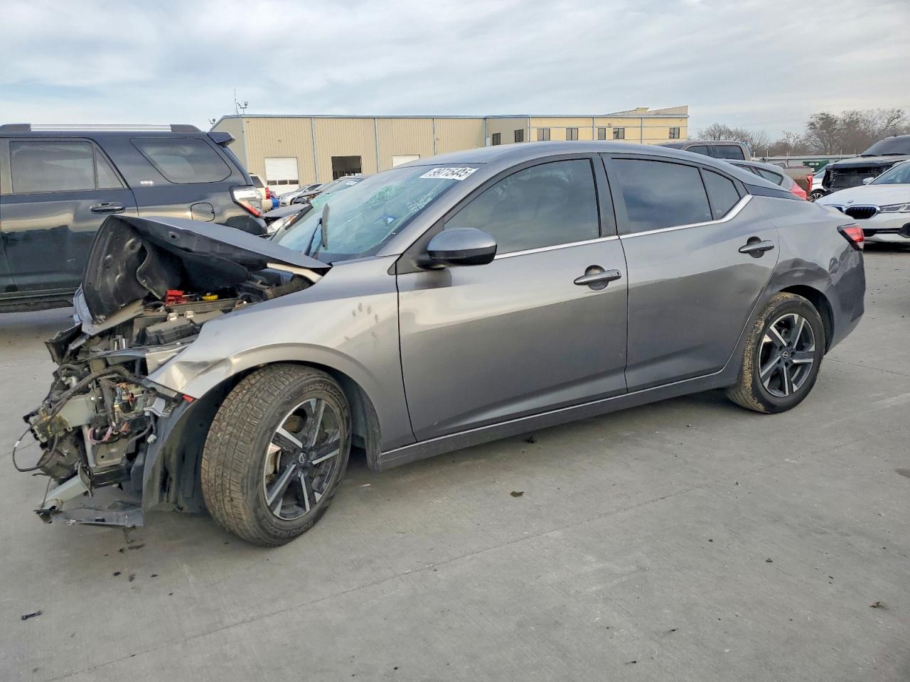 Salvage Nissan Sentra Image