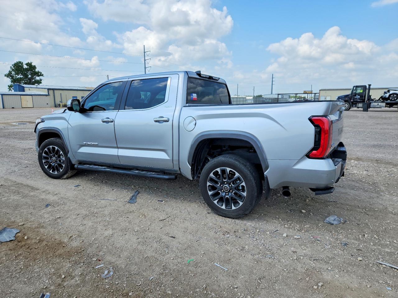 Toyota Tundra Crewmax Limited