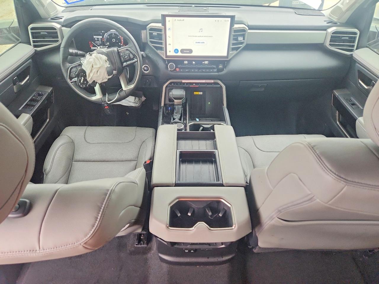 Toyota Tundra Crewmax Limited