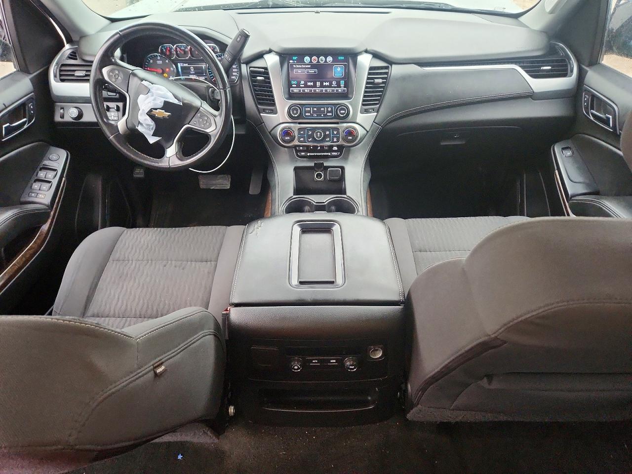 Chevrolet Suburban C1500 Ls