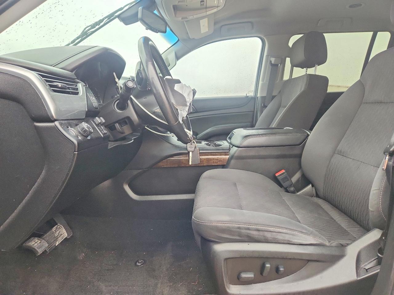 Chevrolet Suburban C1500 Ls