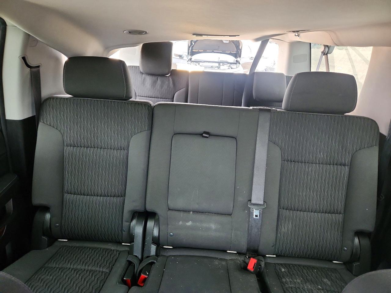 Chevrolet Suburban C1500 Ls