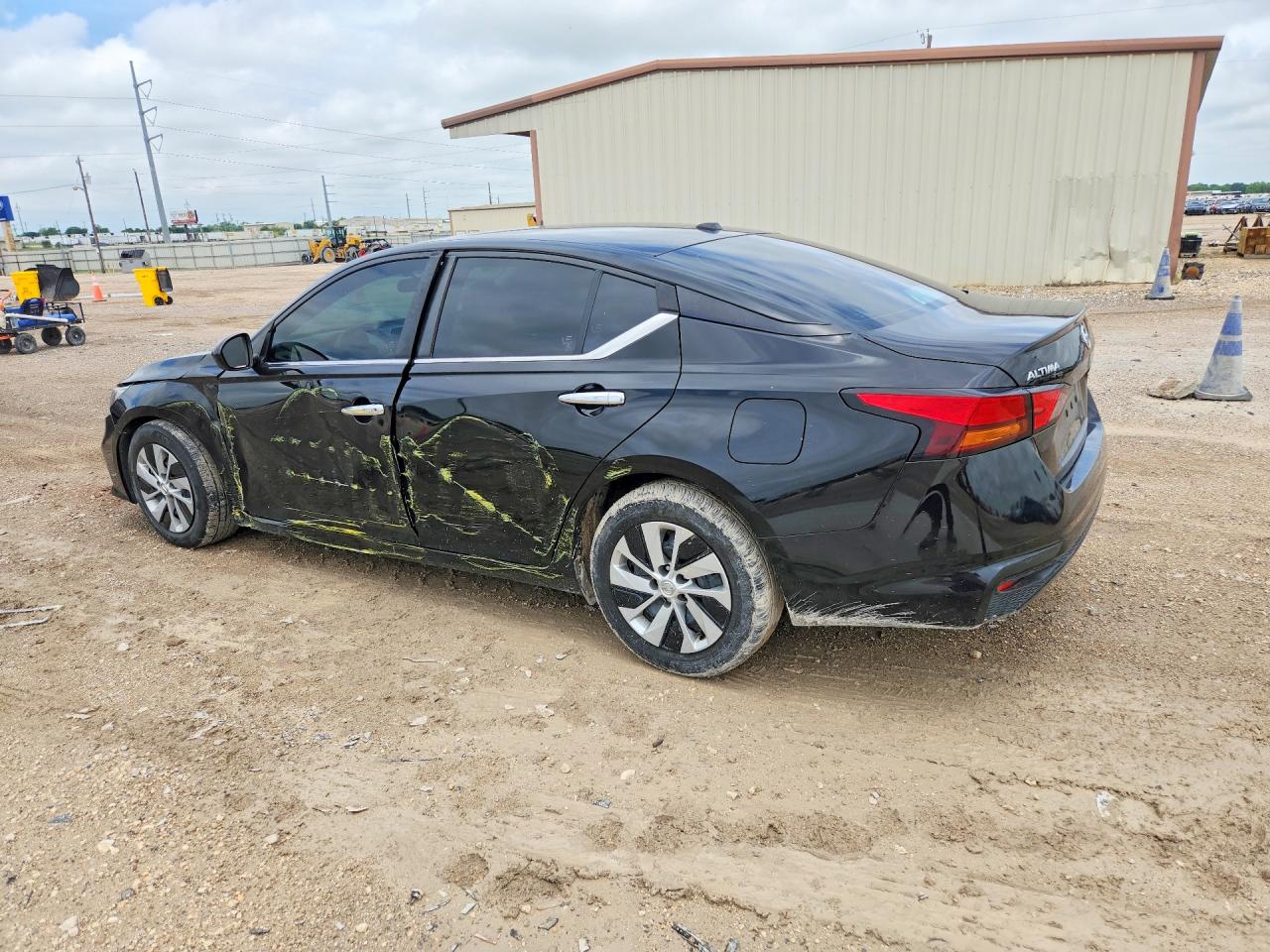 Nissan Altima S