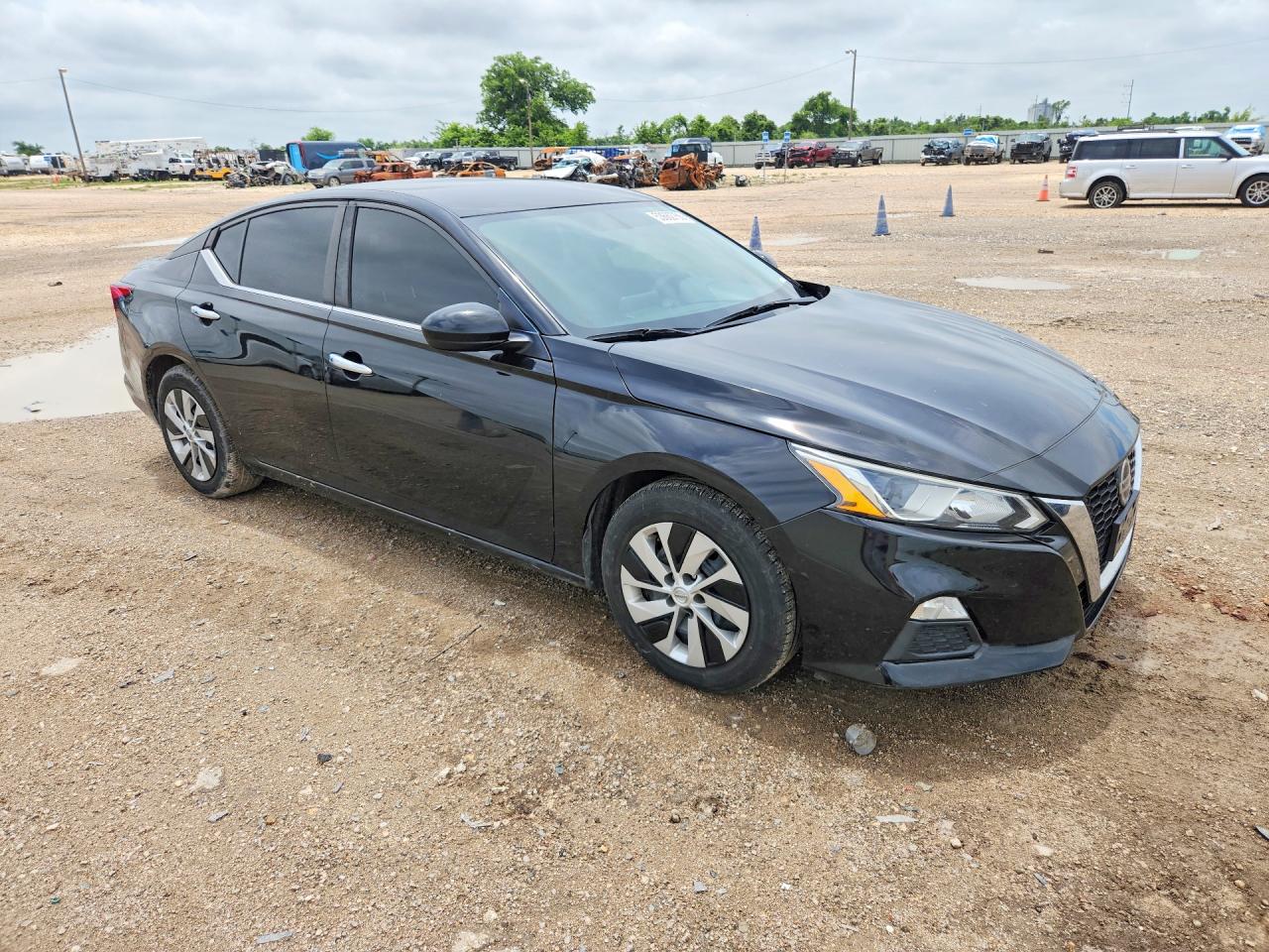 Nissan Altima S