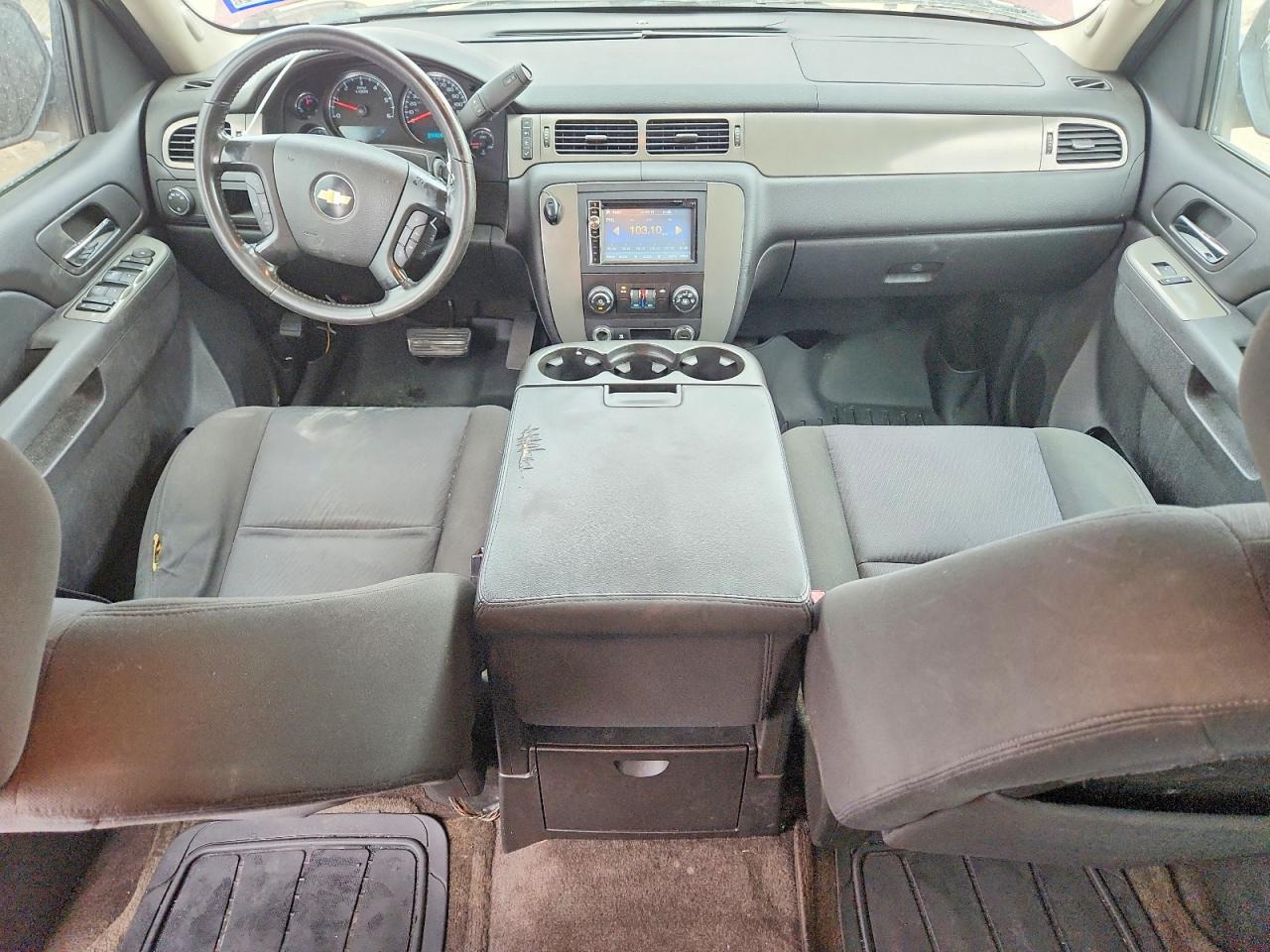 Chevrolet Suburban C1500 Ls