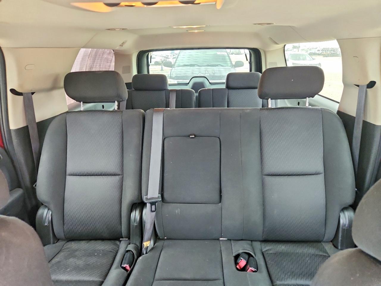 Chevrolet Suburban C1500 Ls