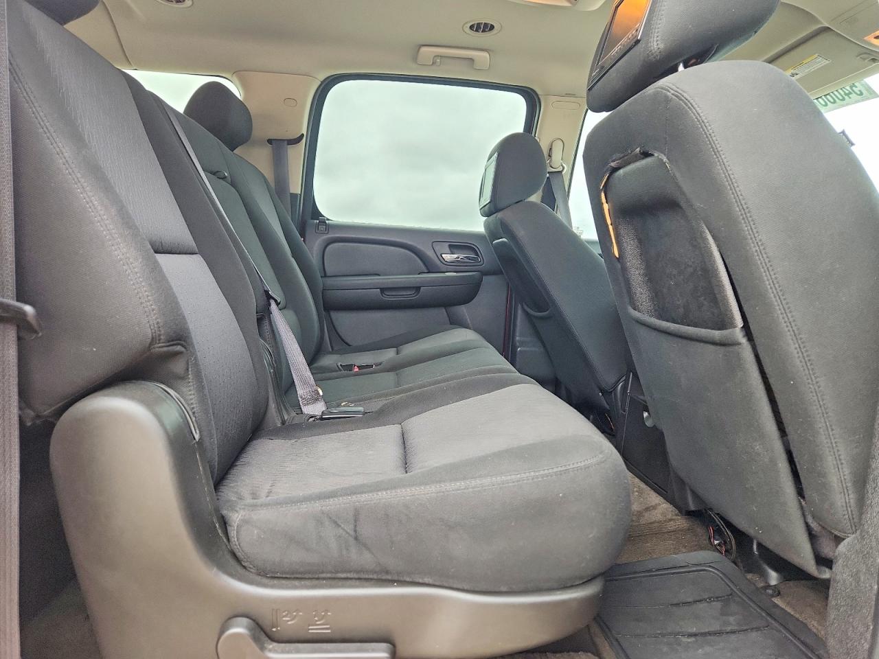 Chevrolet Suburban C1500 Ls