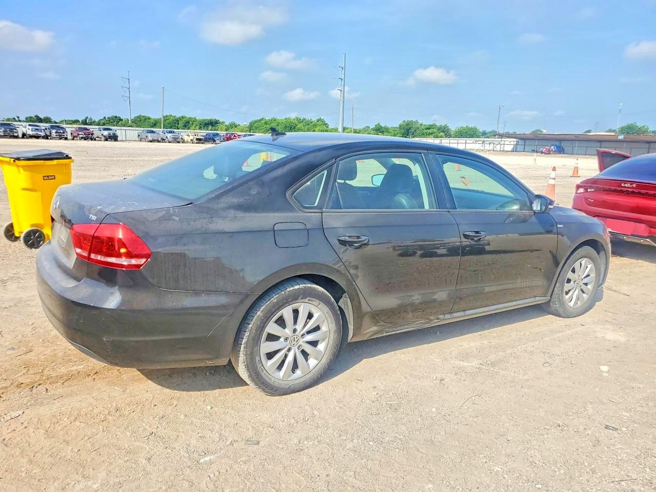 Volkswagen Passat S