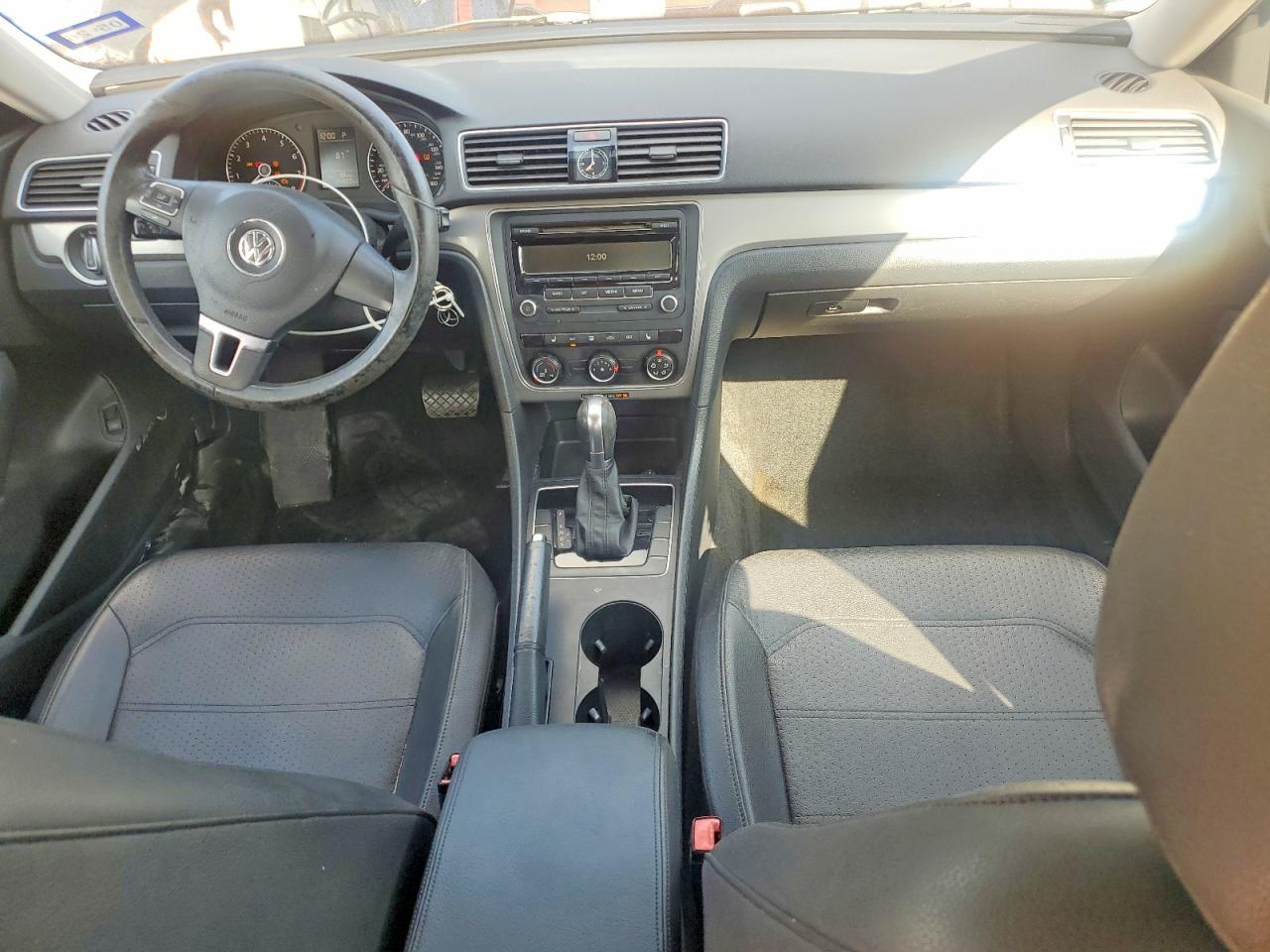 Volkswagen Passat S