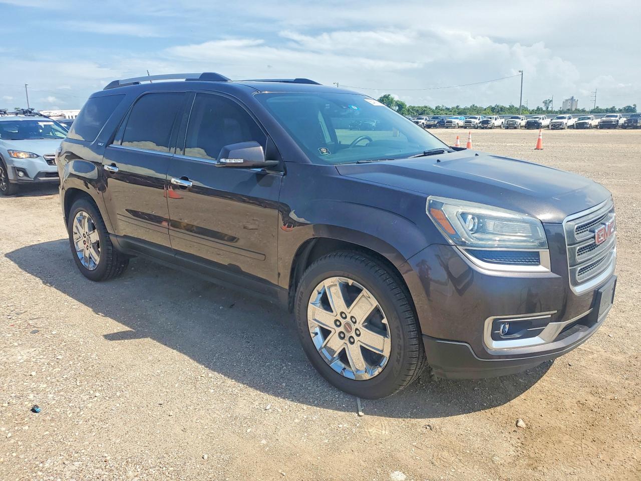 GMC Acadia Slt-2
