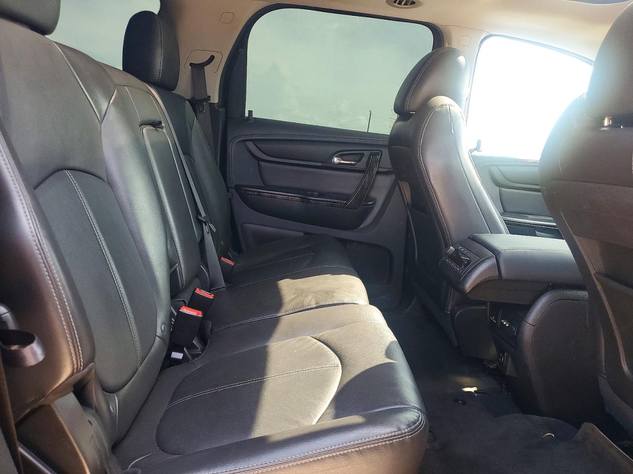 GMC Acadia Slt-2