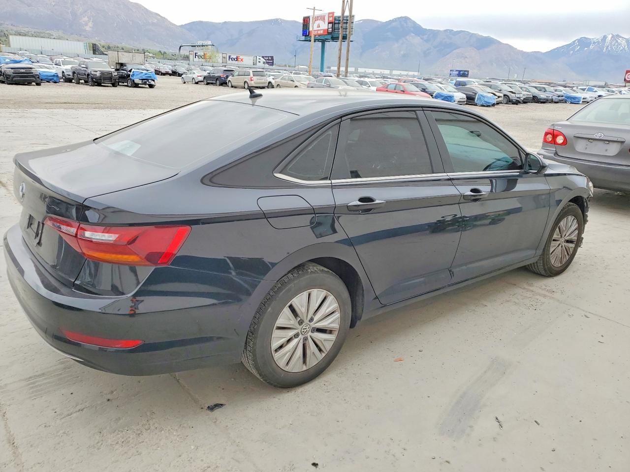 Volkswagen Jetta S