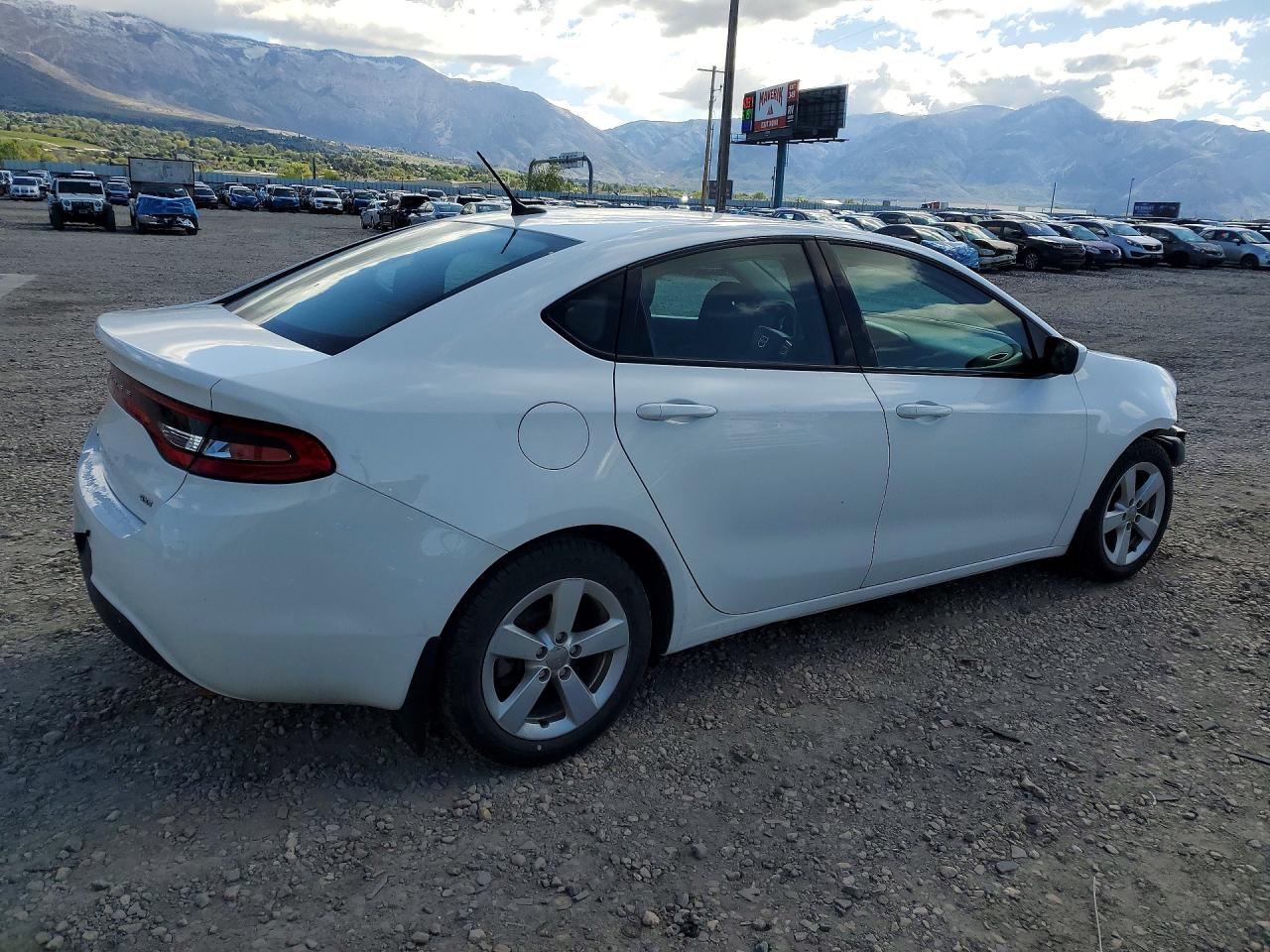 Dodge Dart Sxt