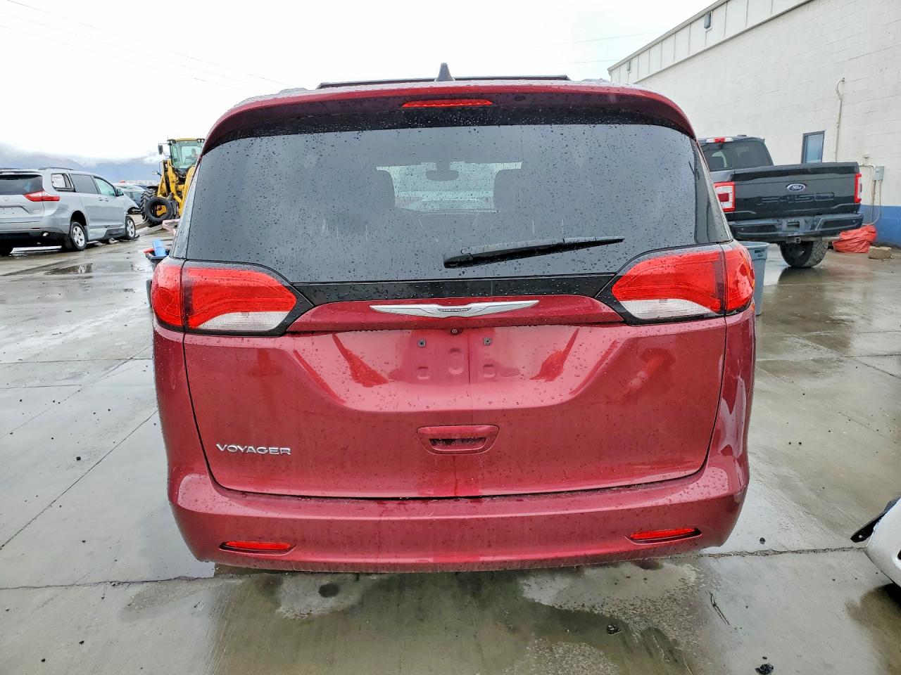 Chrysler Minivan Lxi