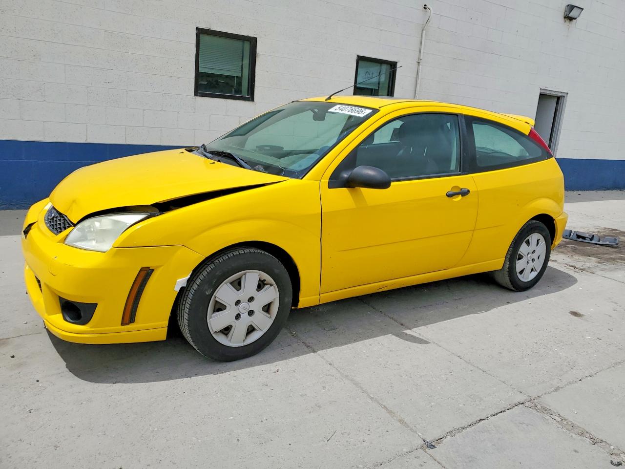 Salvage Ford Focus Image
