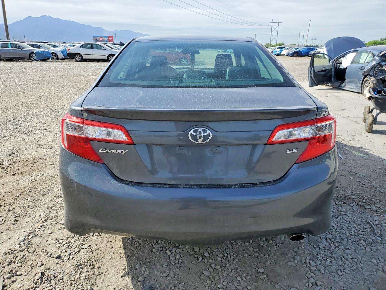 Toyota Camry Se