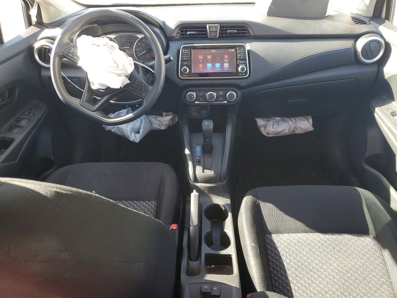 Nissan Versa S
