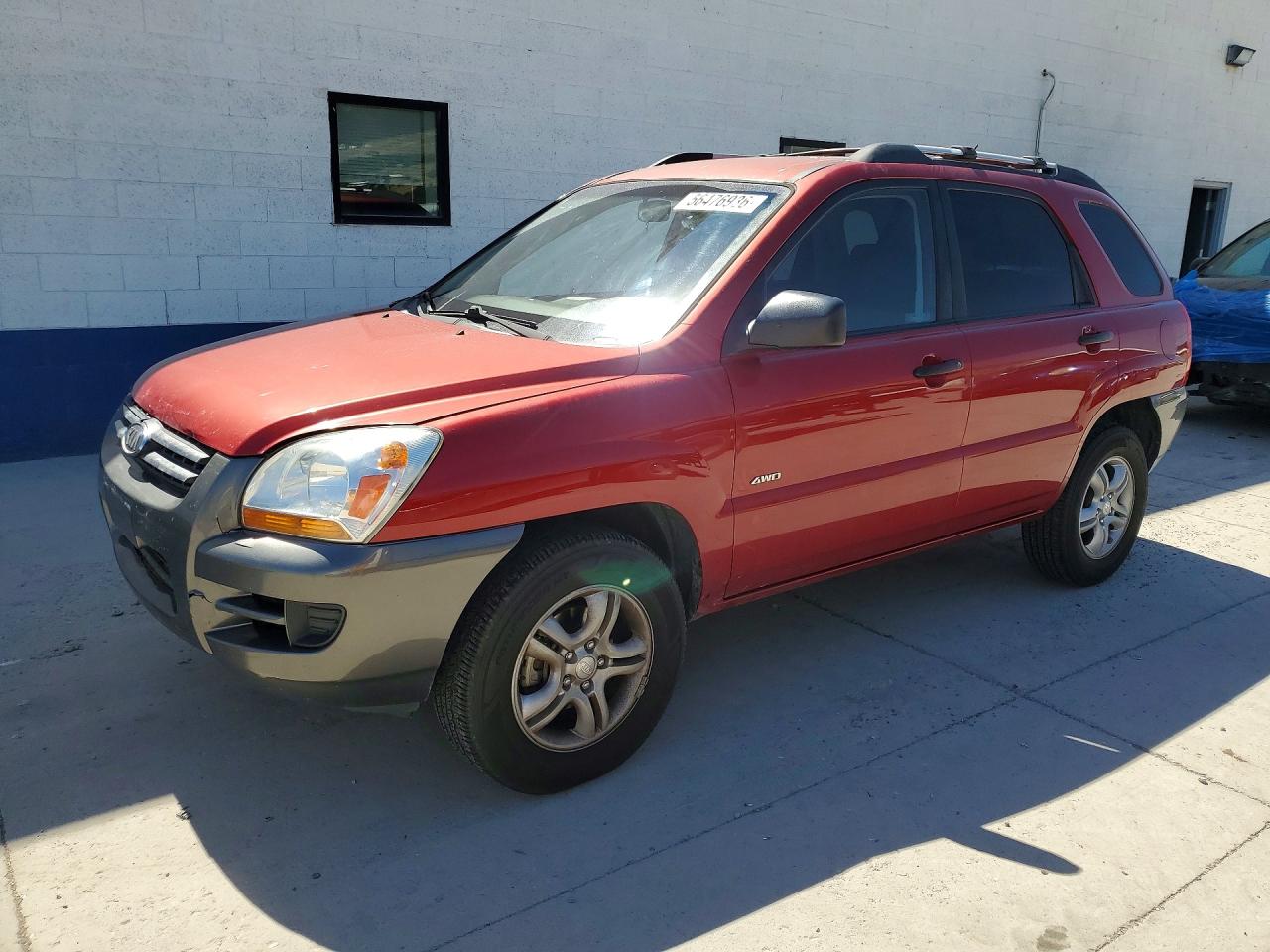 Salvage Kia Sportage Image