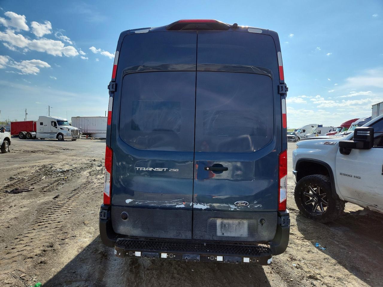 Ford Transit T-250