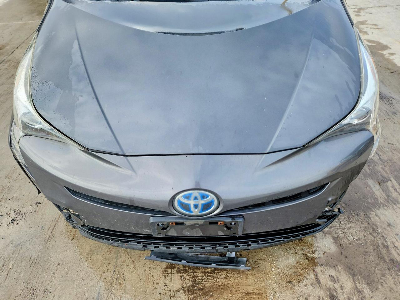Toyota Prius Four