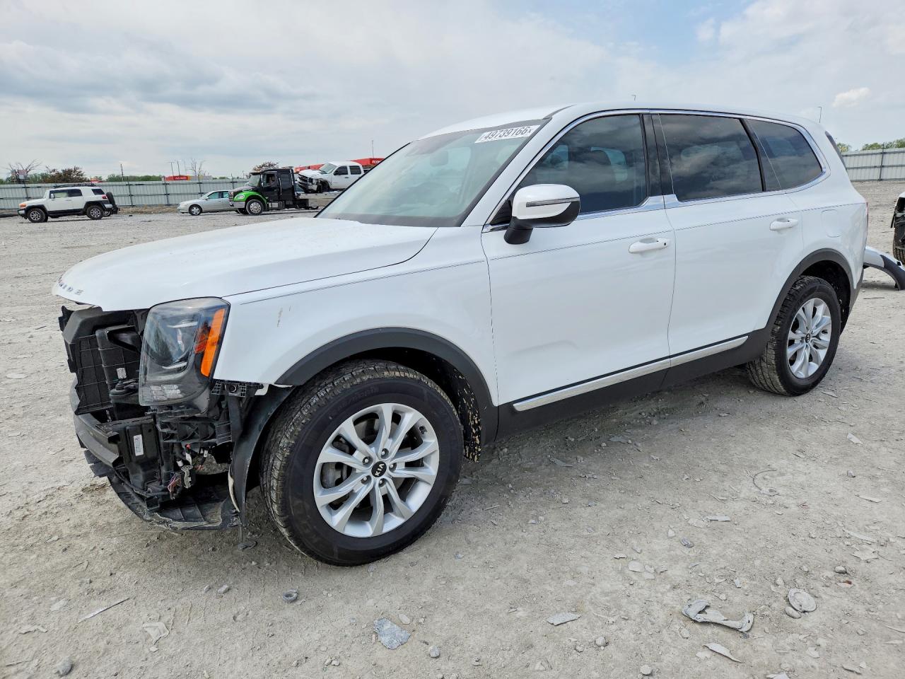 Salvage Kia Telluride Image