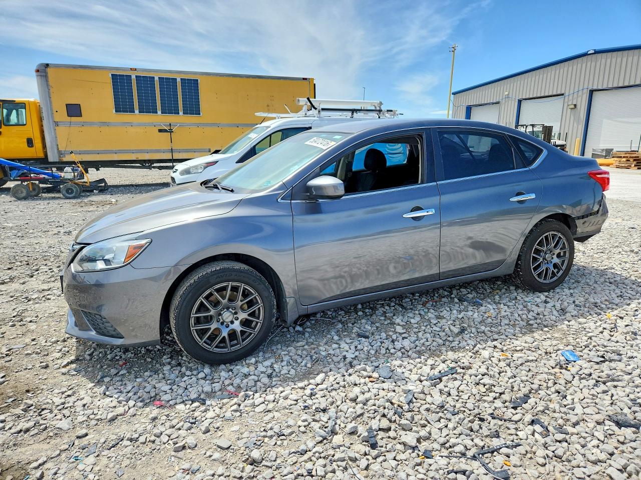 Salvage Nissan Sentra Image