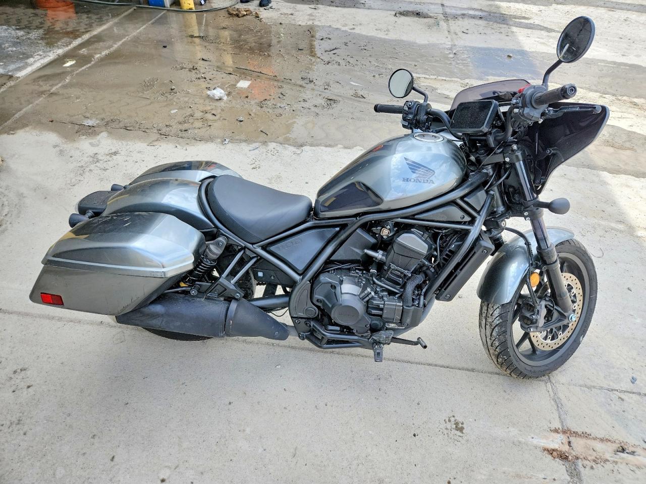 Salvage Honda Cm Cycle Image