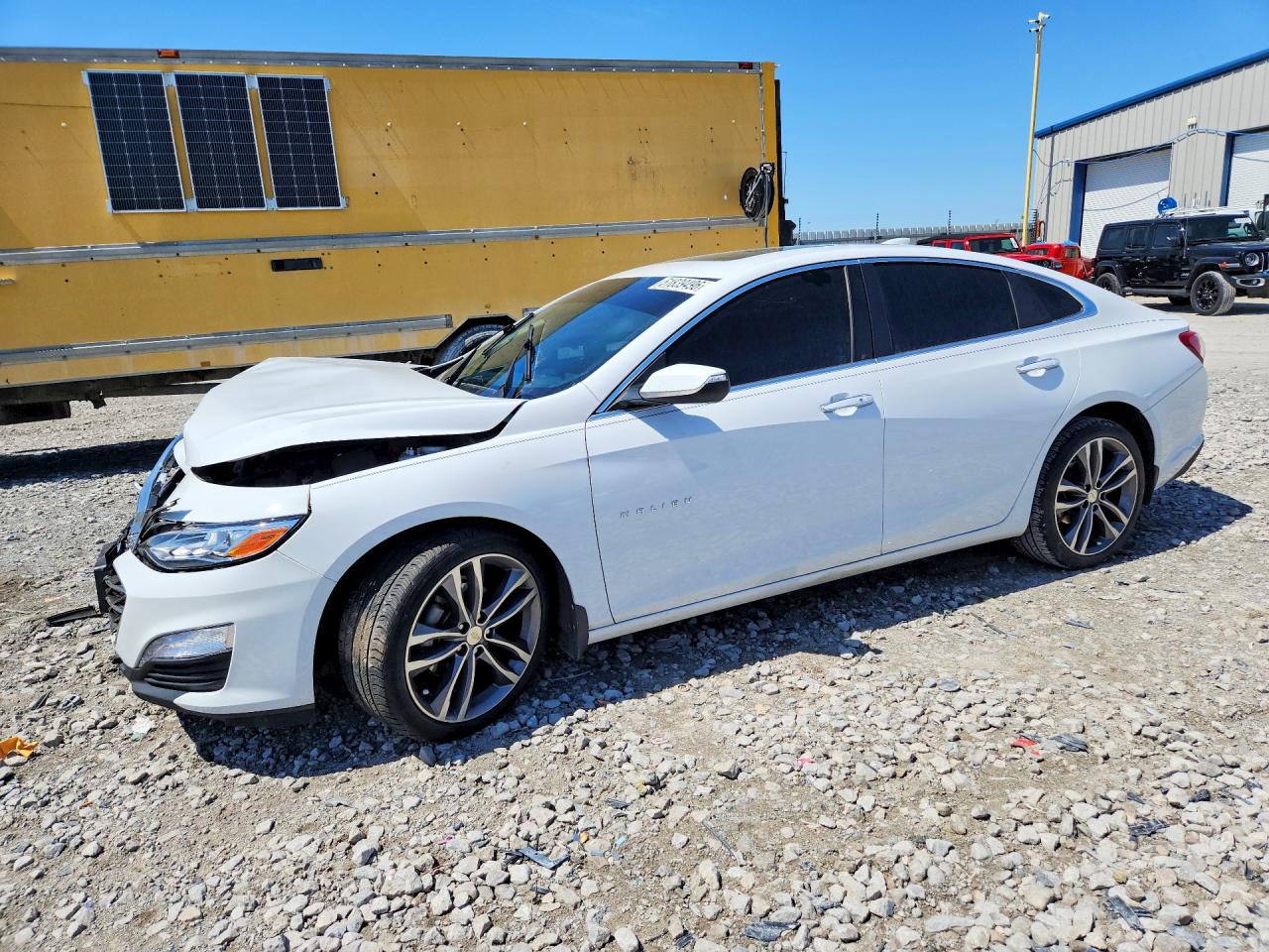 Salvage Chevrolet Malibu Image