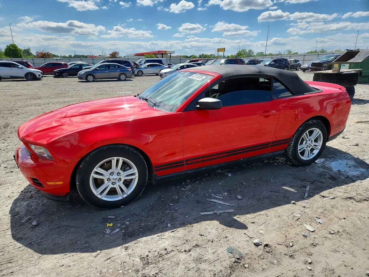 Salvage Ford Mustang Image