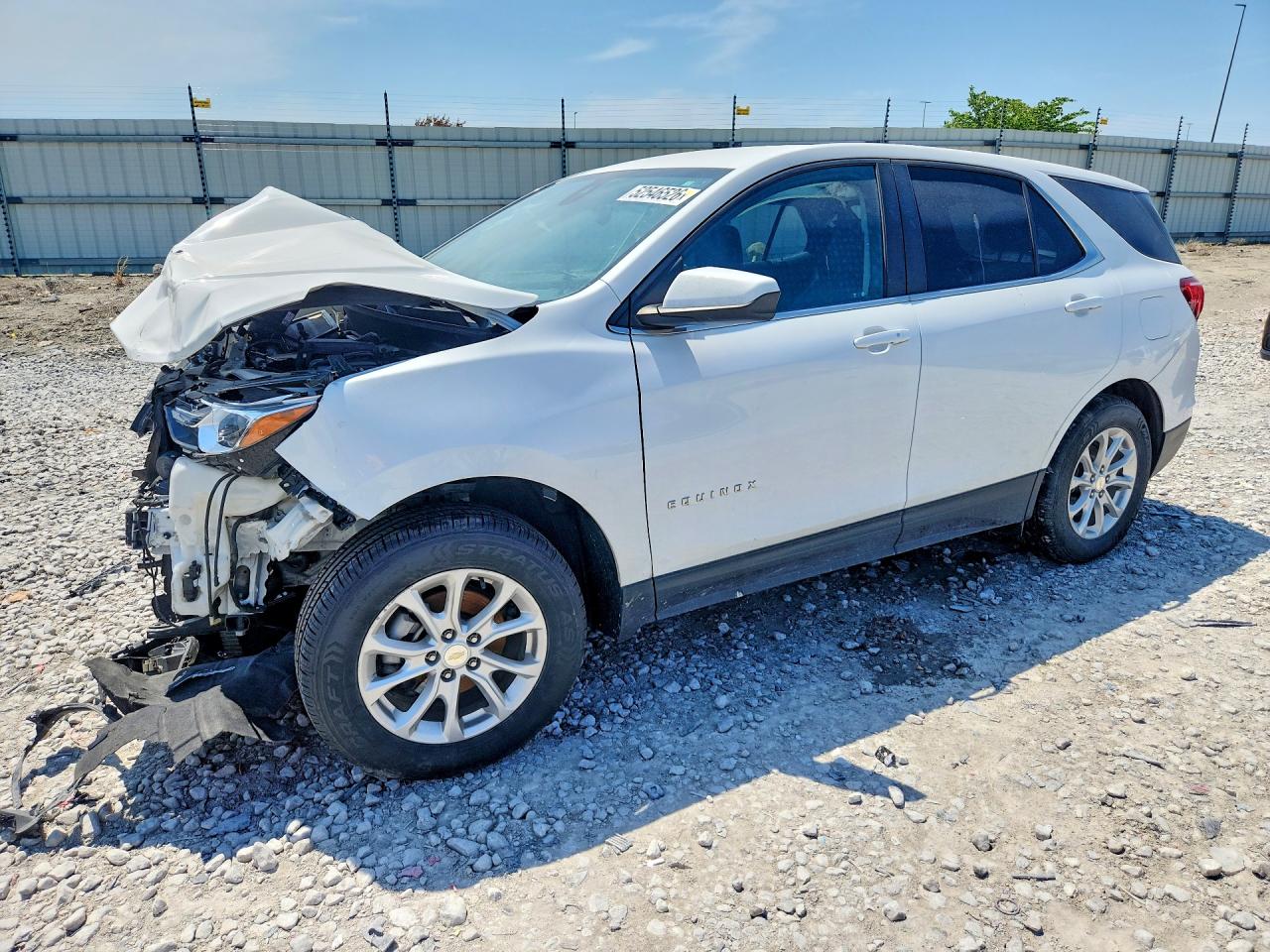 Salvage Chevrolet Equinox Image