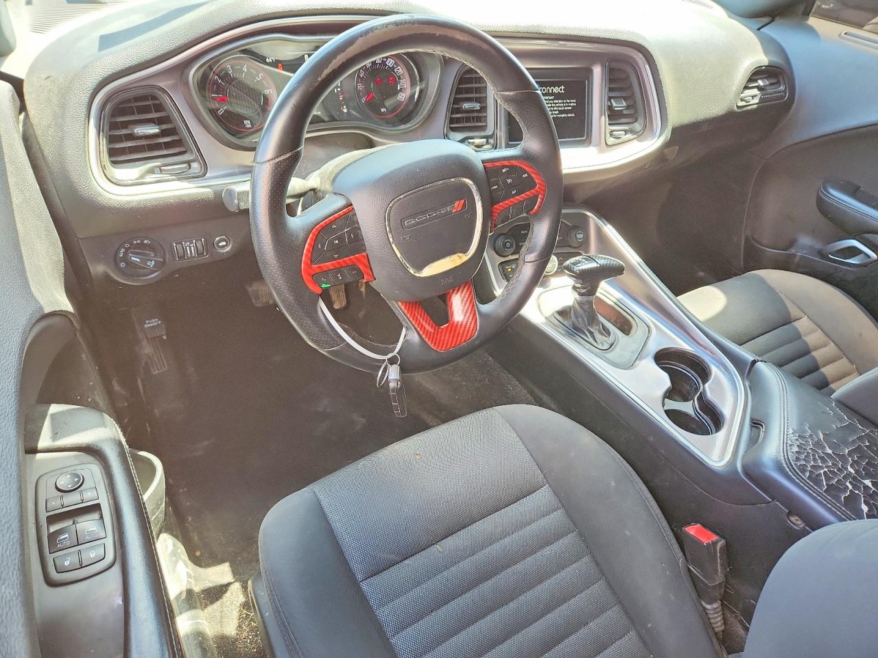 Dodge Challenger Sxt