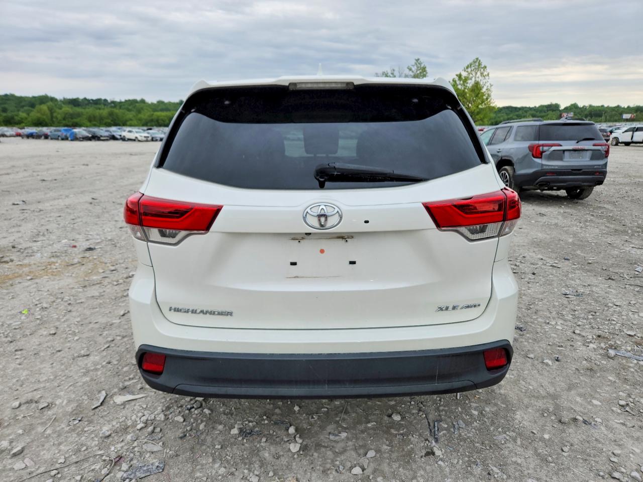 Toyota Highlander Xle