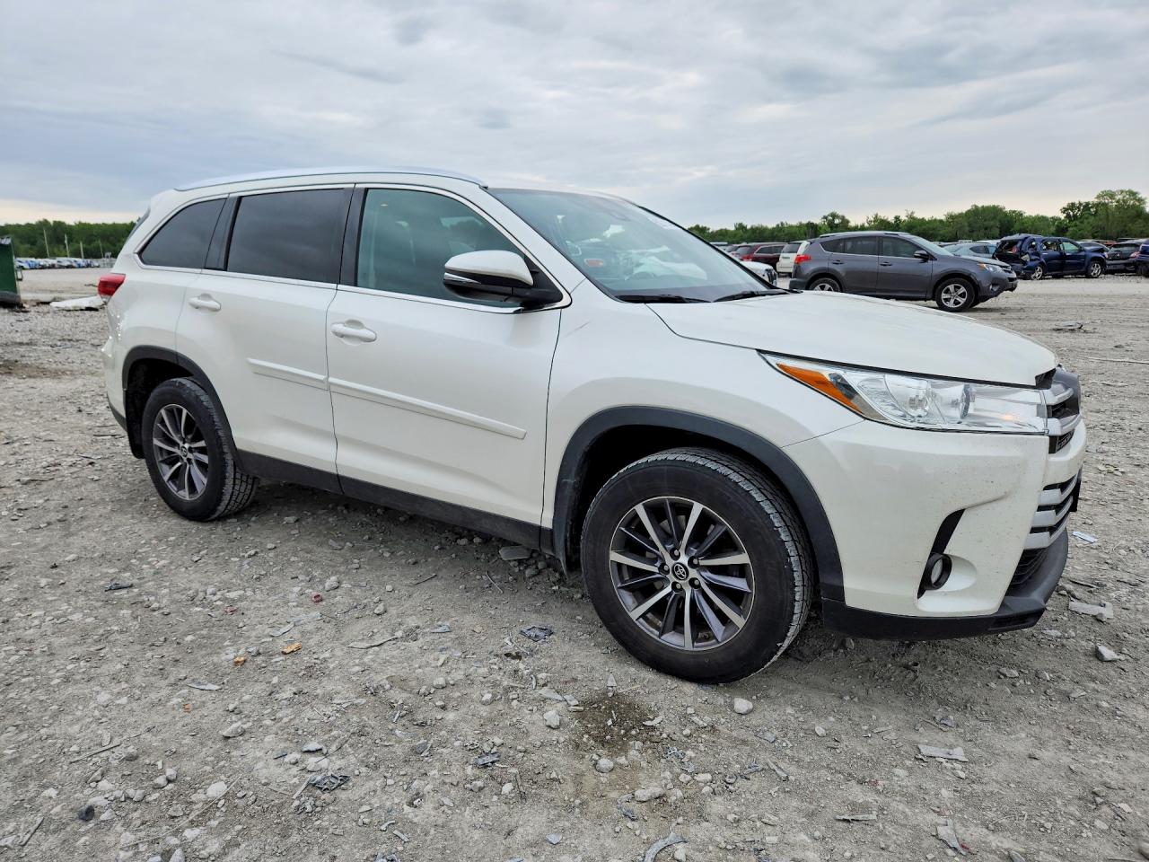 Toyota Highlander Xle