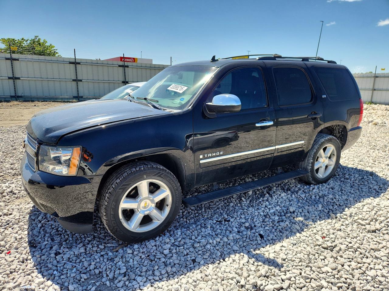 Salvage Chevrolet Tahoe Image