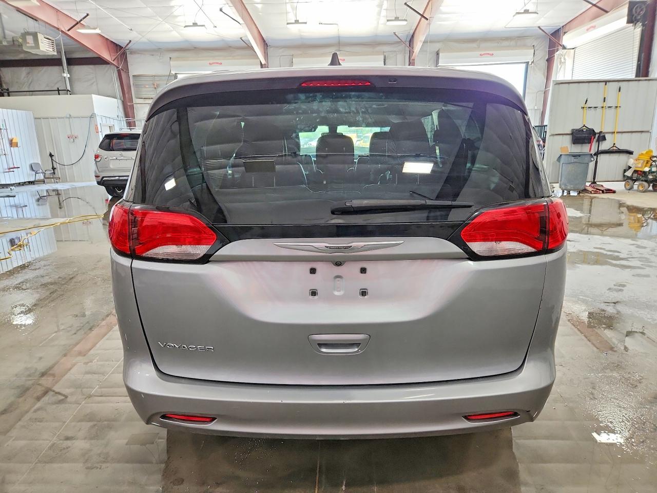 Chrysler Minivan Lxi