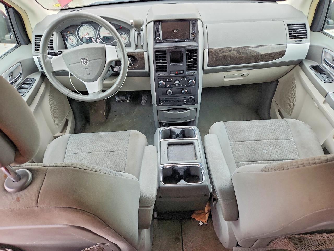 Dodge Caravan Crew
