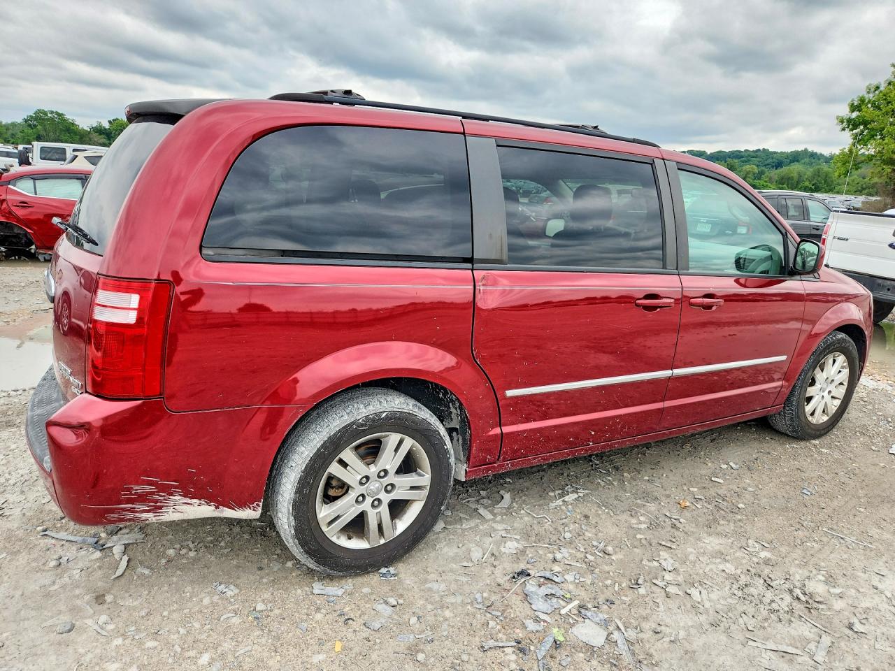 Dodge Caravan Crew