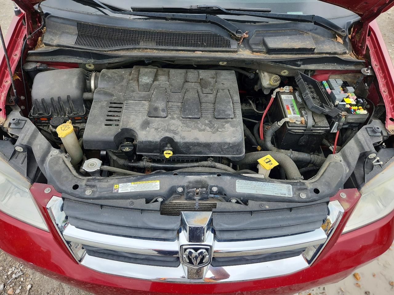 Dodge Caravan Crew