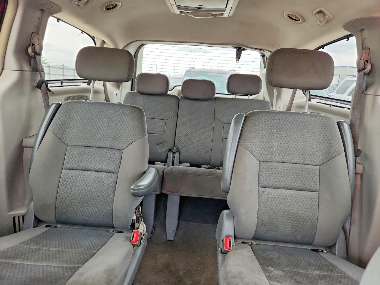 Dodge Caravan Crew