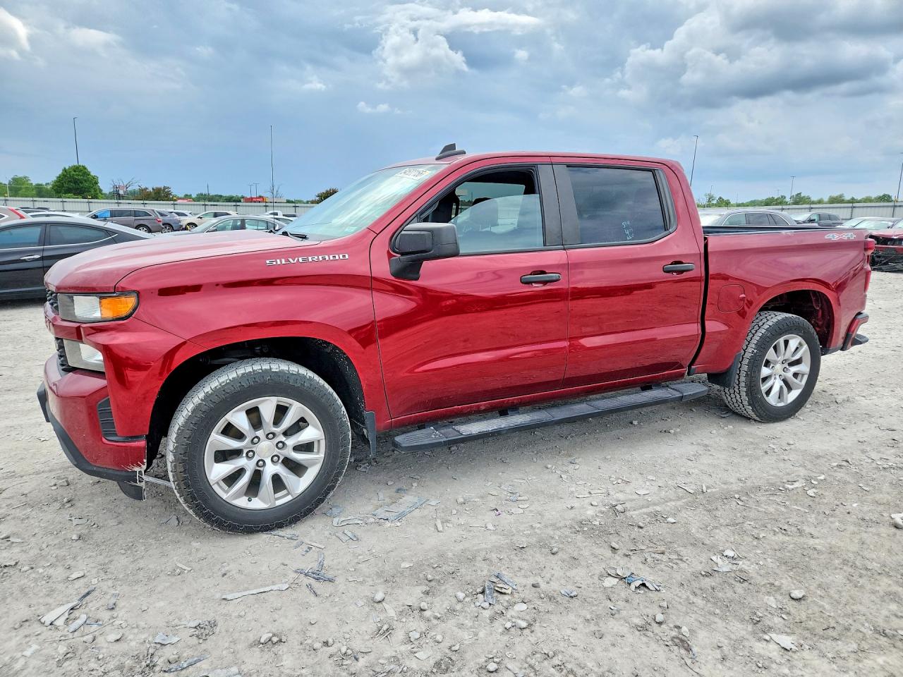 Salvage Chevrolet Silverado Image