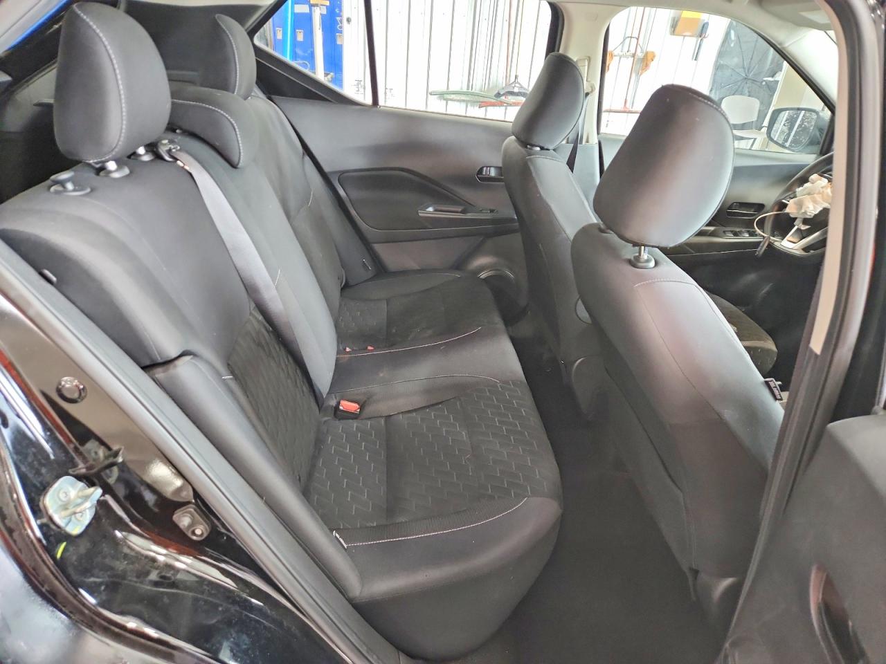 Nissan Kicks S