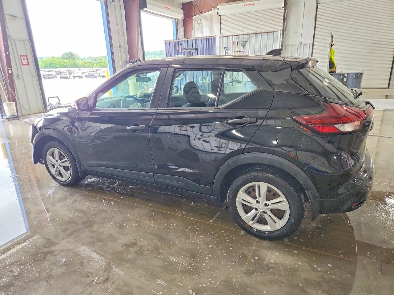 Nissan Kicks S