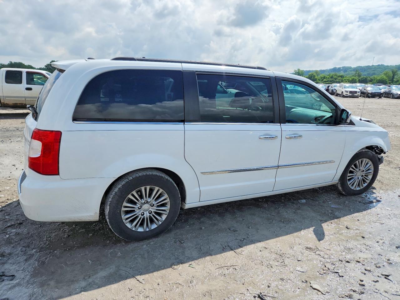 Chrysler Minivan Touring L