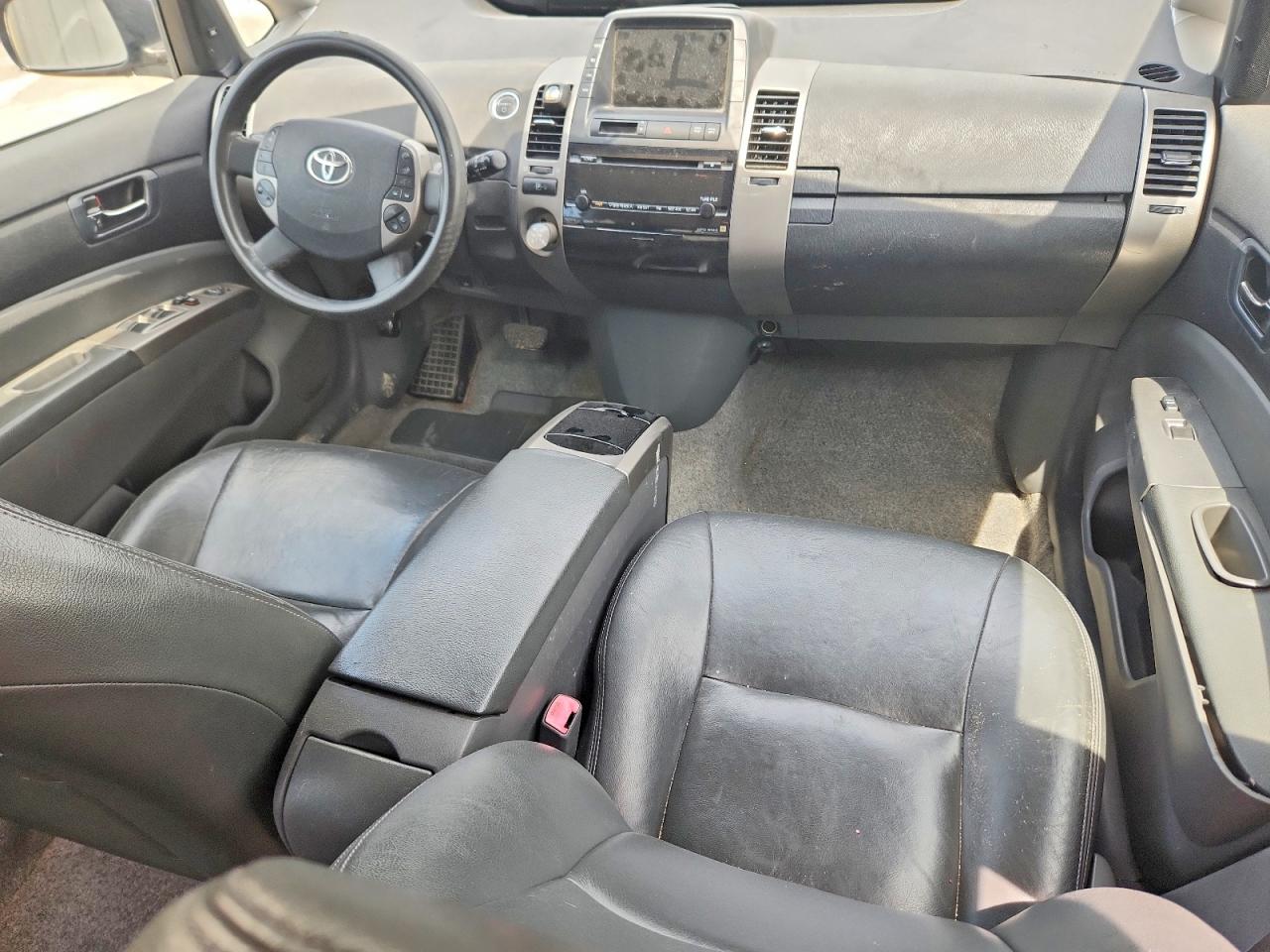 Toyota Prius Base