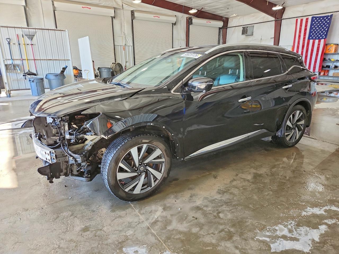 Salvage Nissan Murano Image