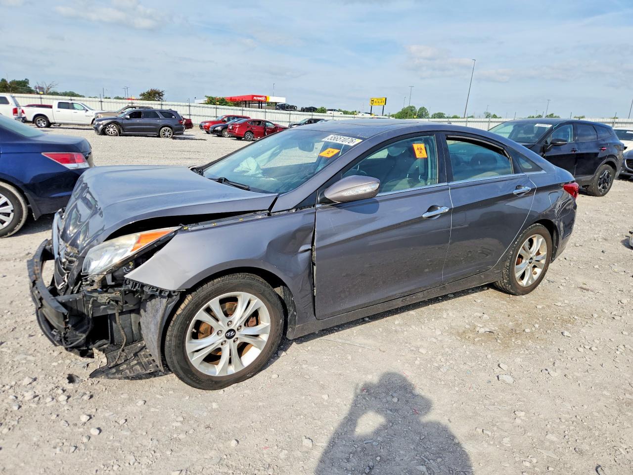 Salvage Hyundai SONATA Image
