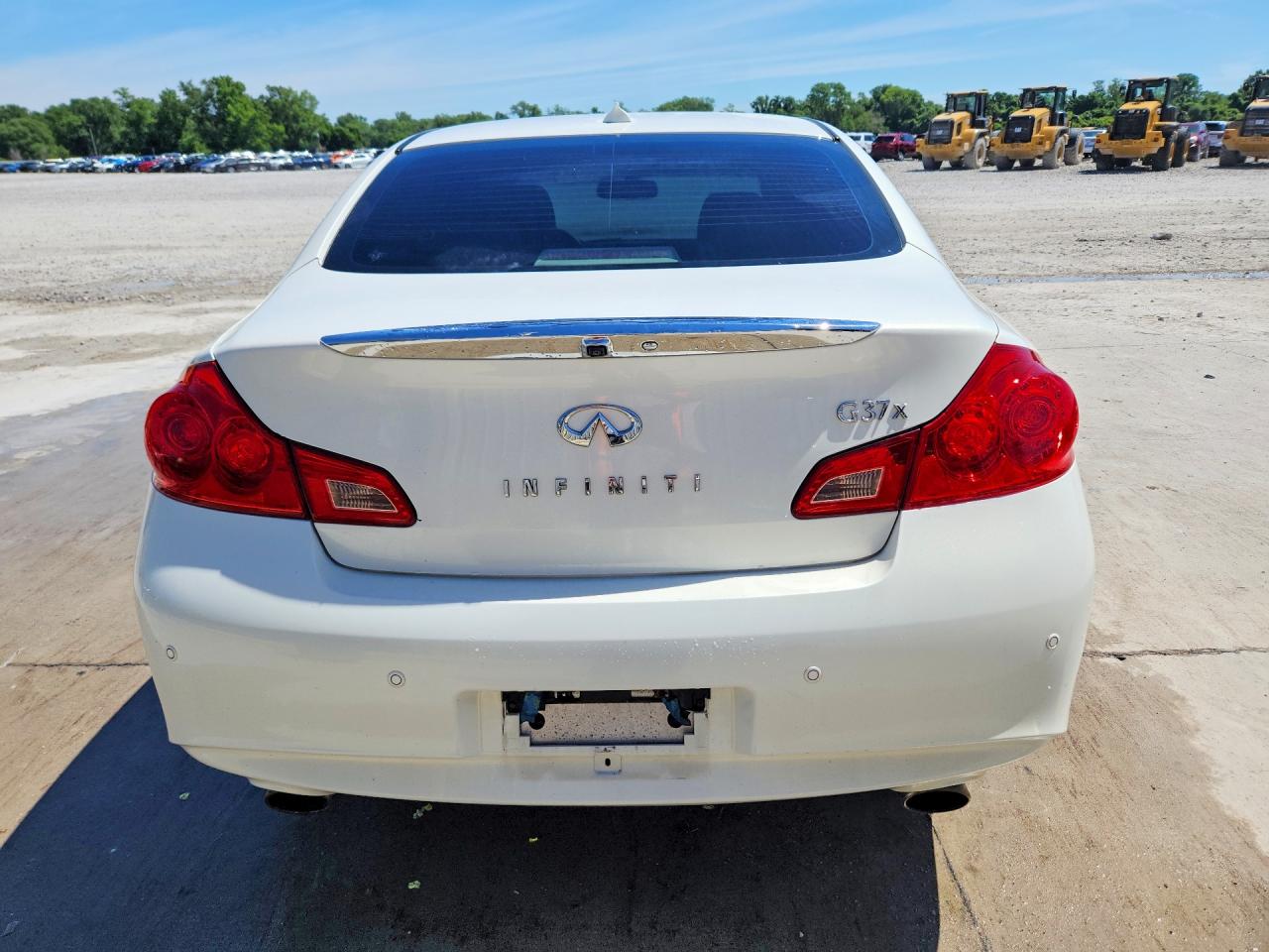 INFINITI G37 X