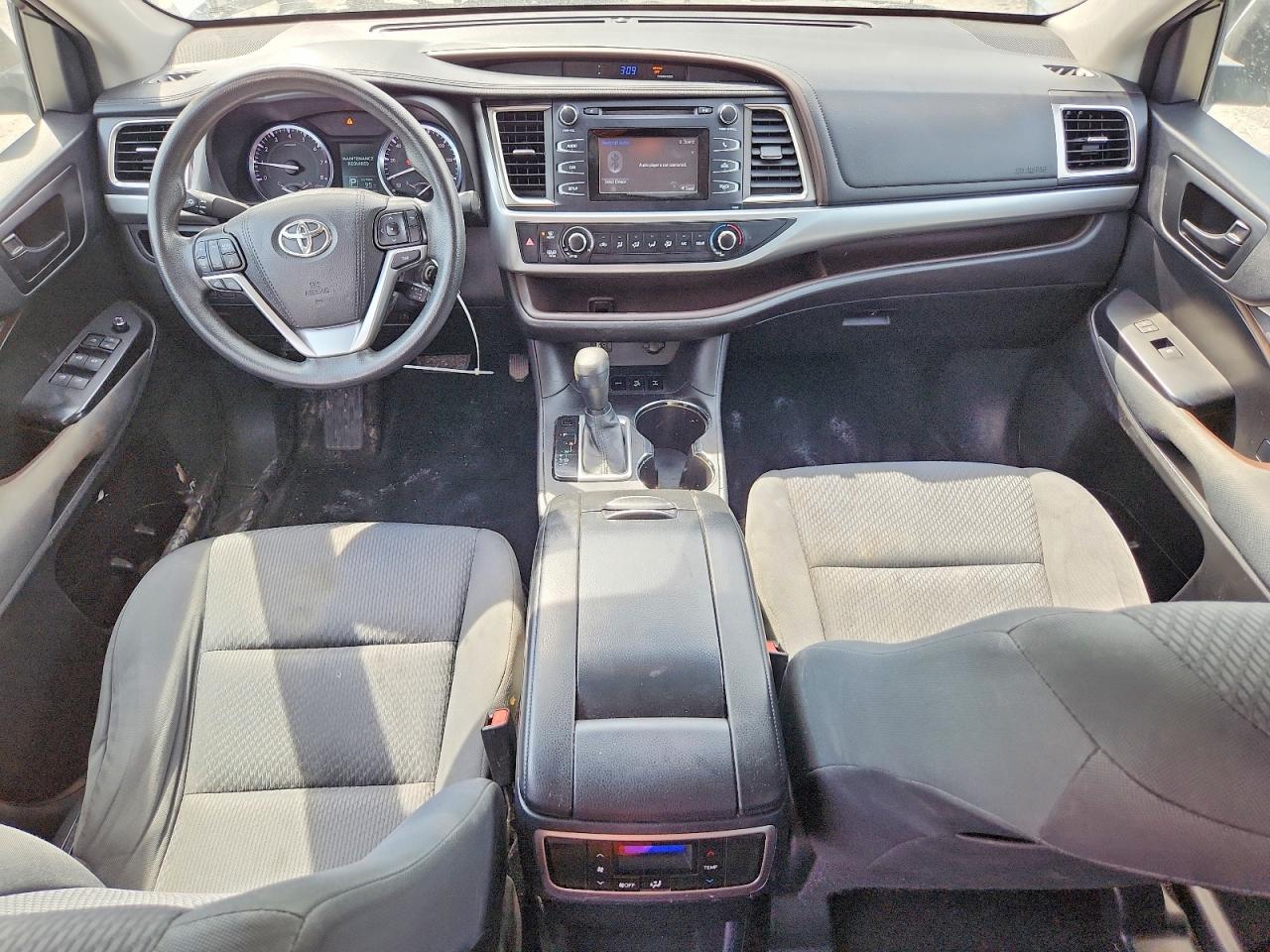 Toyota Highlander Le